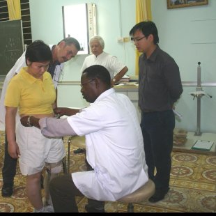 Demonstration of clinical procedures during patient evaluation