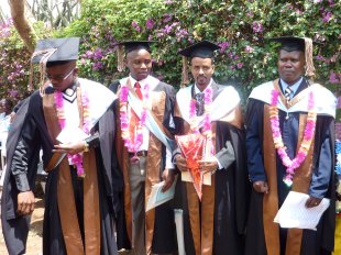 Graduates P&O group photo